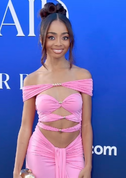 Skai Jackson photo