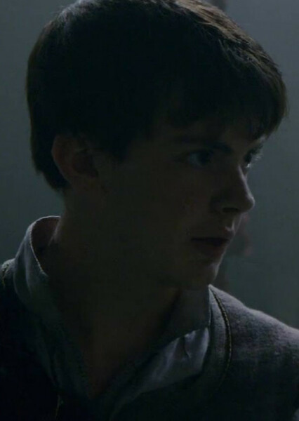 Skandar Keynes photo