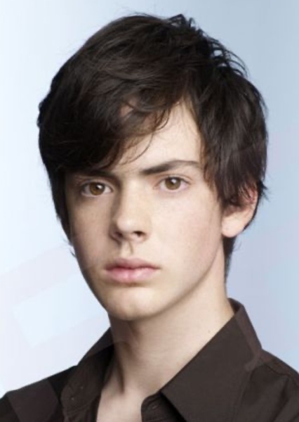 Skander Keynes photo