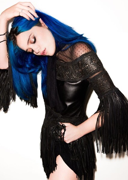 Sky Ferreira photo