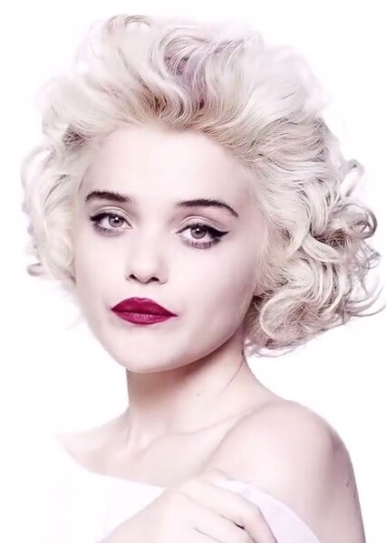 Sky Ferreira photo