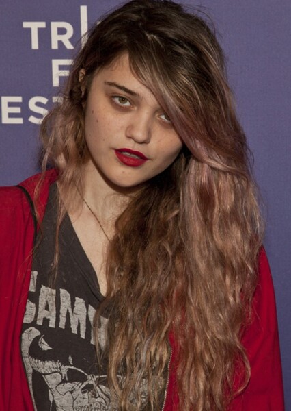 Sky Ferreira photo