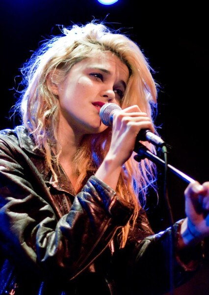 Sky Ferreira photo