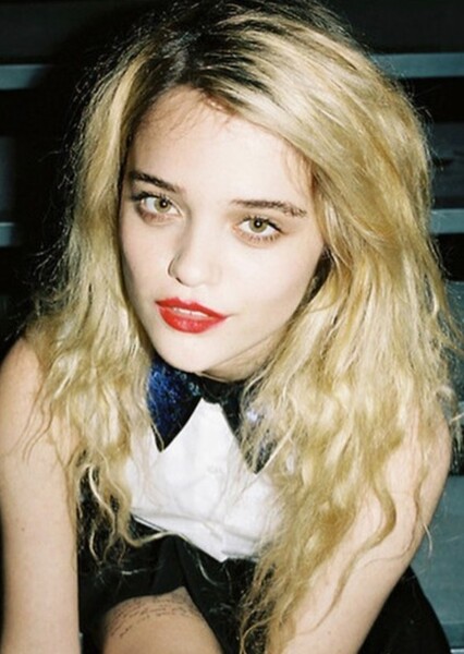 Sky Ferreira photo