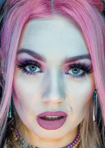 Skye Sweetnam photo