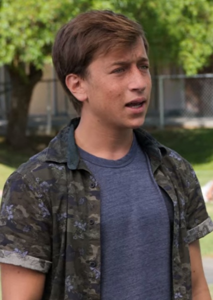 Skyler Gisondo photo
