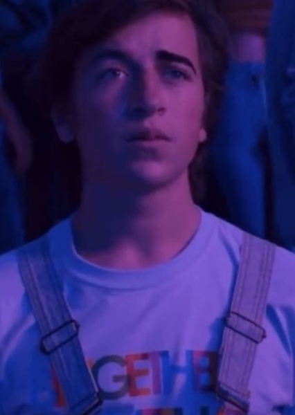 Skyler Gisondo photo