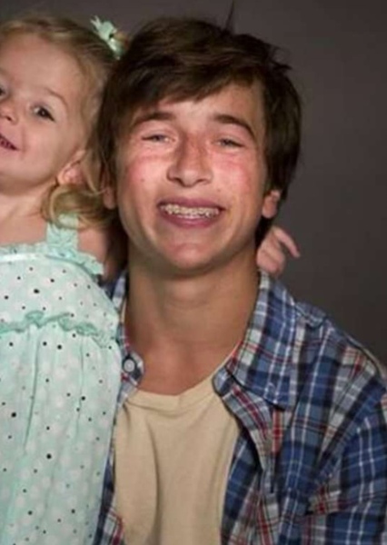 Skyler Gisondo photo
