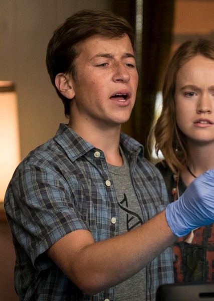 Skyler Gisondo photo