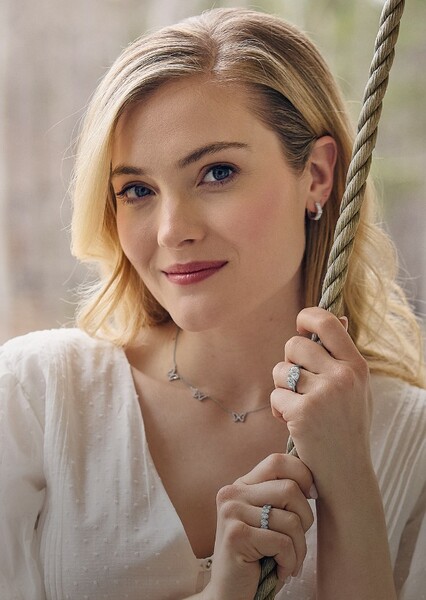 Skyler Samuels