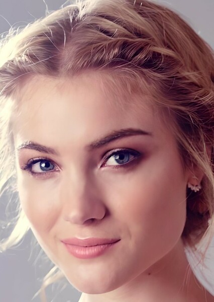 Skyler Samuels photo