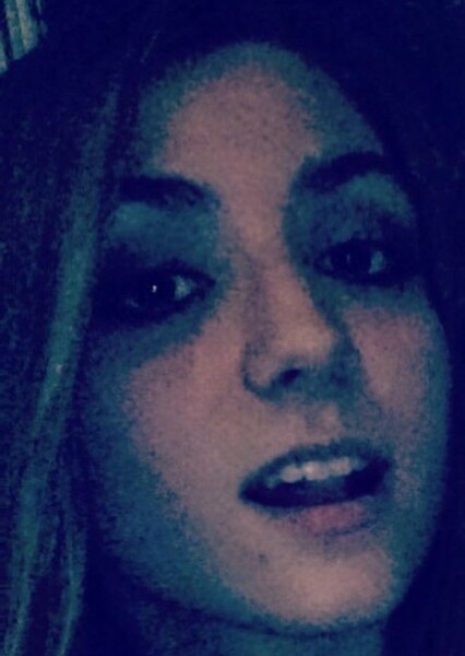 Sloane Momsen photo