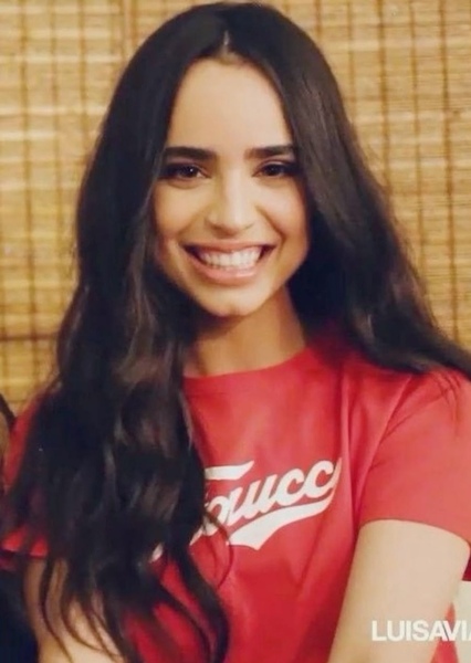 Sofia Carson photo