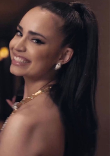 Sofia Carson photo
