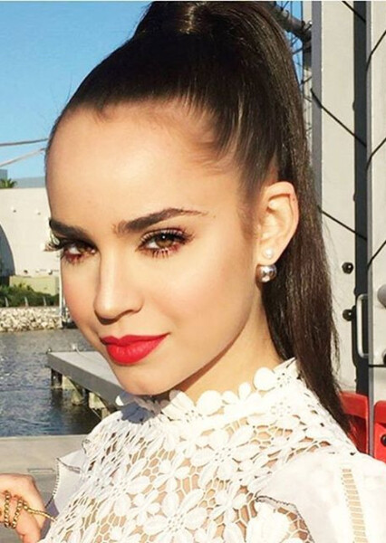 Sofia Carson photo