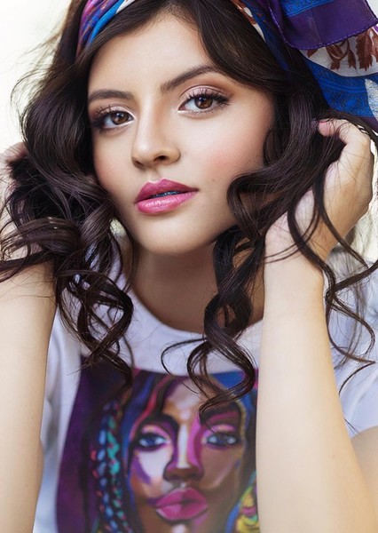Sofia Chicorelli Serna photo