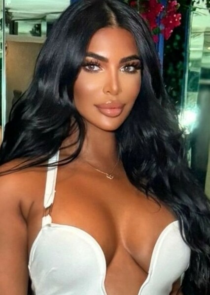 Sofia London photo
