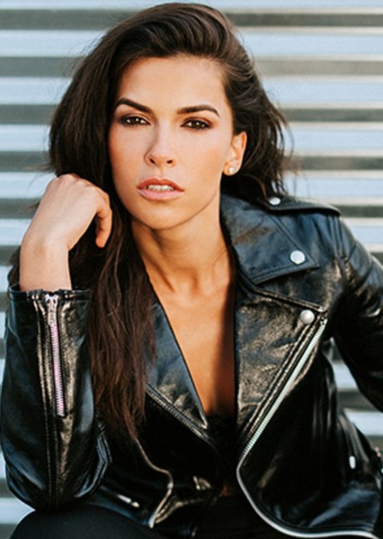 Sofia Pernas photo