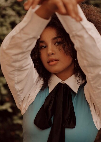Sofia Wylie photo