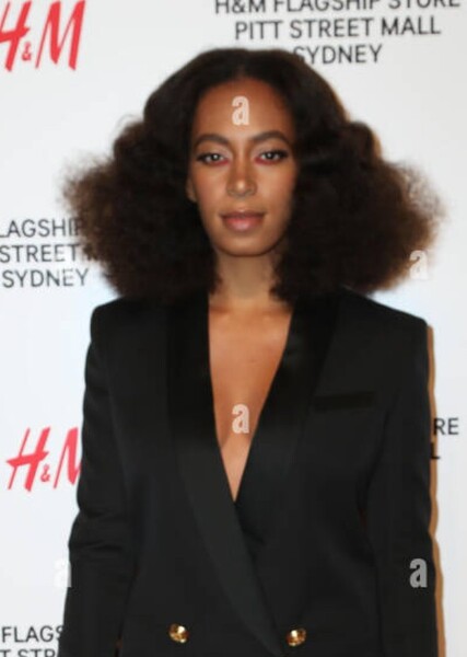 Solange photo