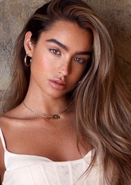 Sommer Ray photo
