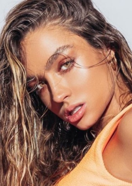 Sommer Ray photo