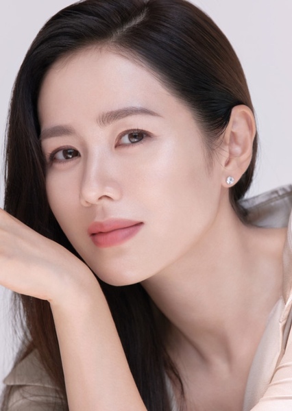 Son Ye-jin photo
