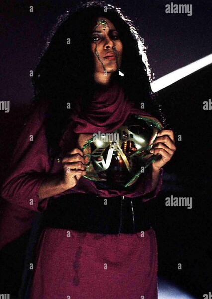 Sonequa Martin-Green photo