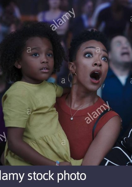 Sonequa Martin-Green photo