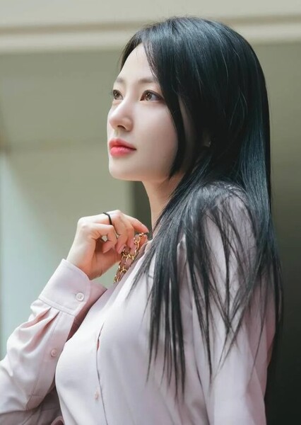 Song Ha-yoon photo