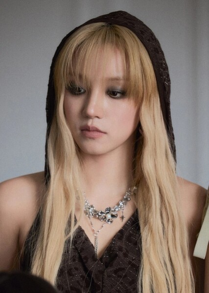 Song Yuqi photo