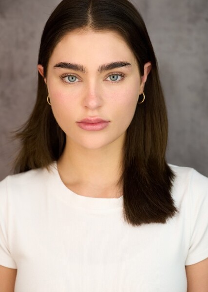 Sophi Knight photo