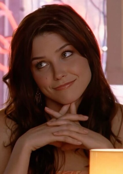 Sophia Bush