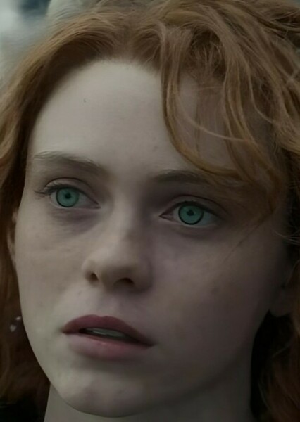 Sophia Lillis photo