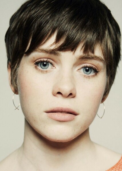 Sophia Lillis photo
