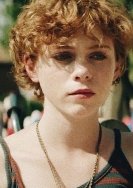 Sophia Lillis photo