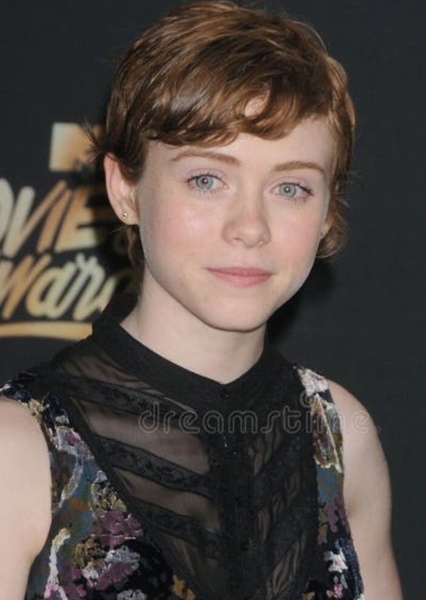 Sophia Lillis photo