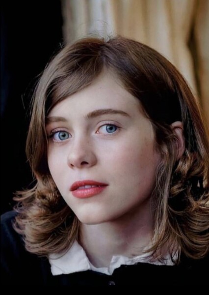 Sophia Lillis photo