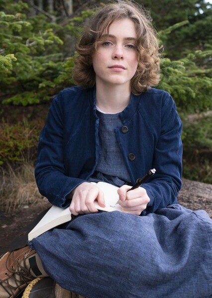 Sophia Lillis photo
