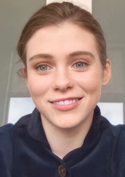 Sophia Lillis photo