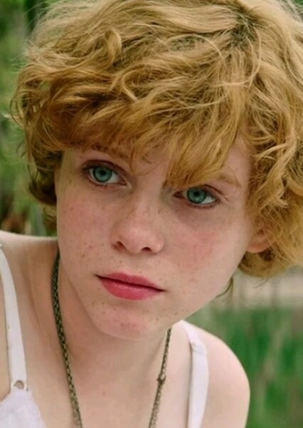 Sophia Lillis photo