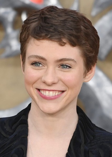 Sophia Lillis photo