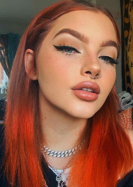 Sophia Mitchell photo