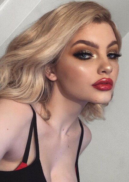 Sophia Mitchell photo