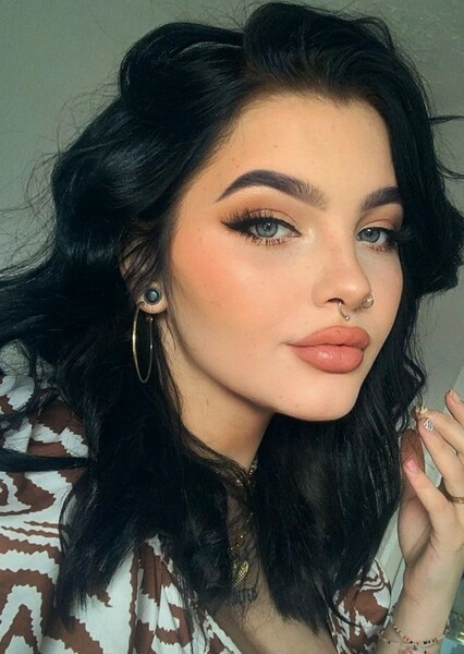 Sophia Mitchell photo