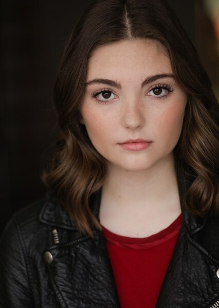 Sophia Woodward photo