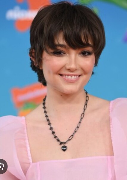 Sophia Woodward photo