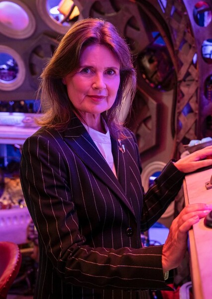 Sophie Aldred photo