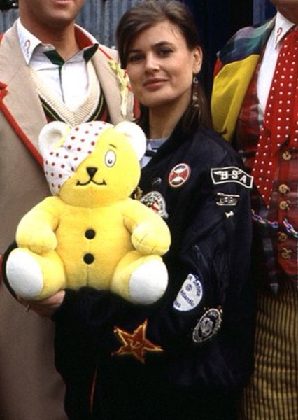 Sophie Aldred photo