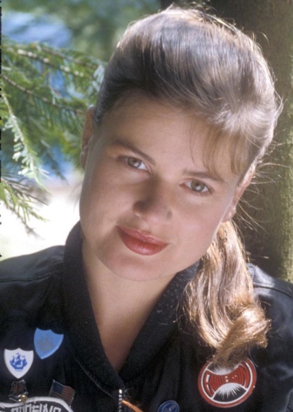 Sophie Aldred photo